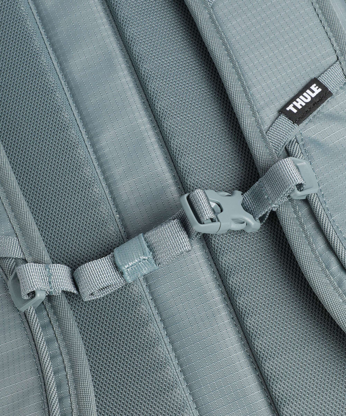 Thule AllTrail 25 Backpack pond