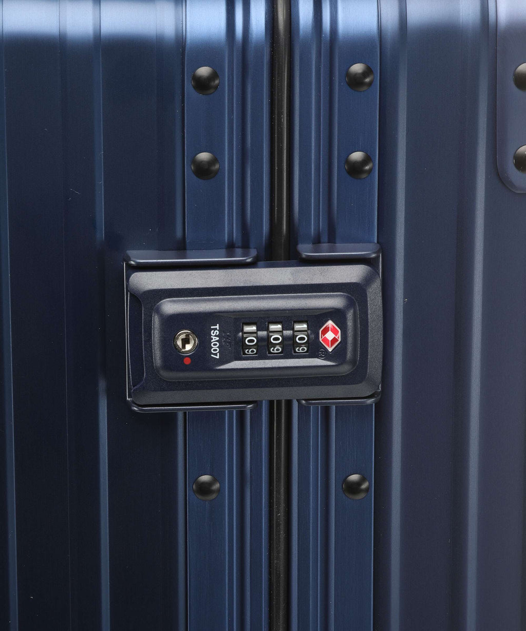 Aleon 30 International Spinner (4 wheels) saphire