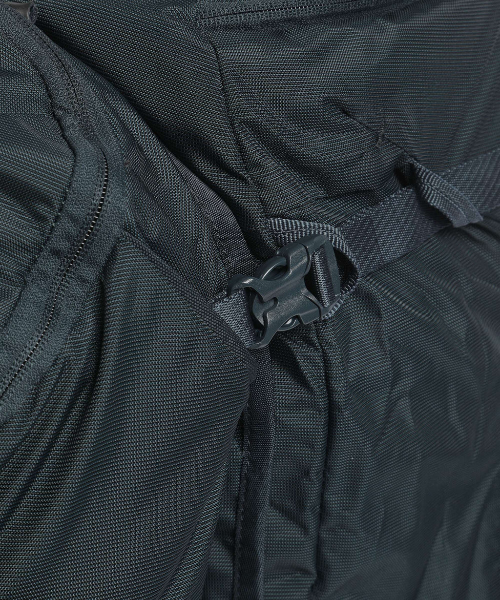 Thule Landmark 60 Travel backpack darkest blue