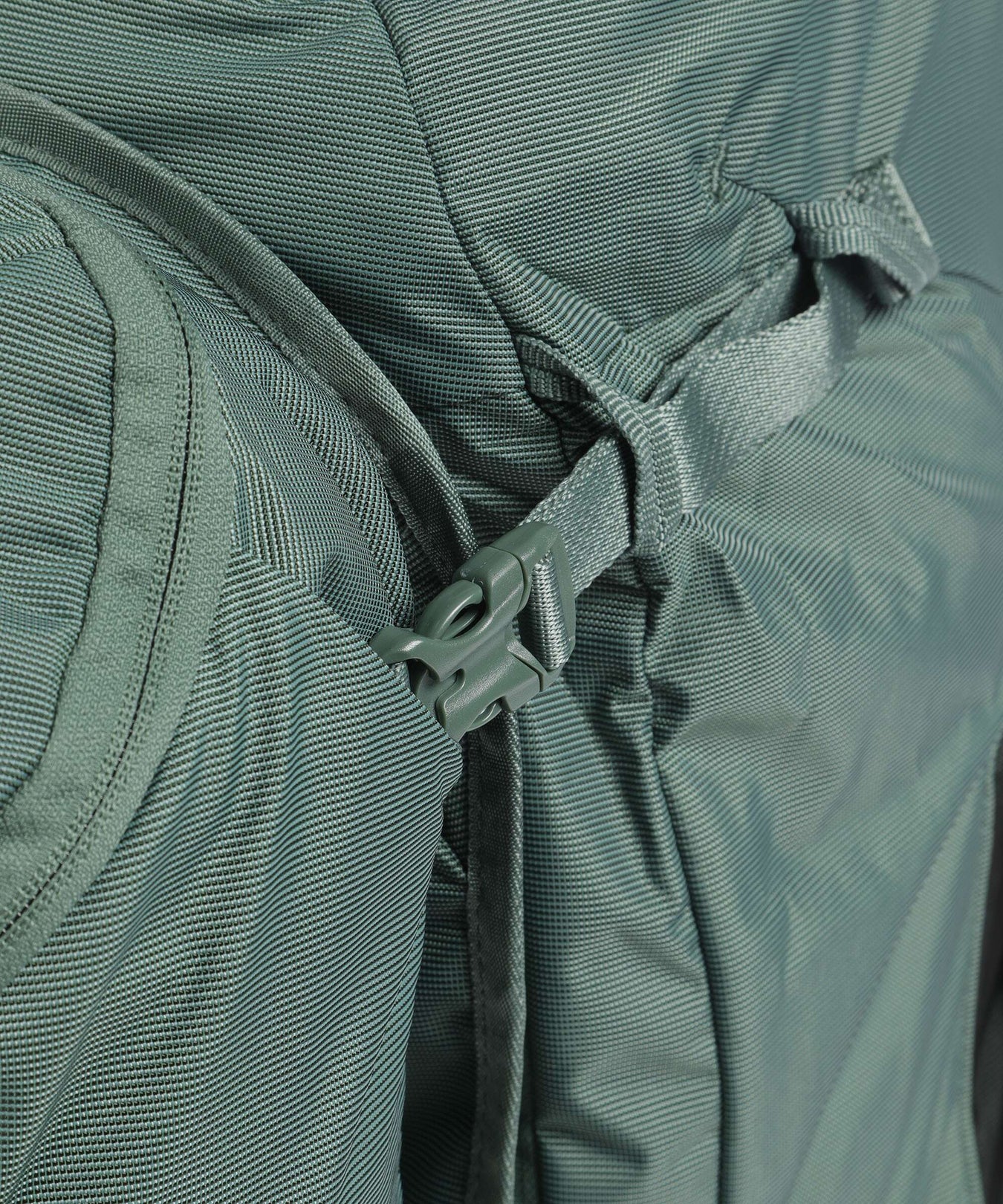 Thule Landmark 60 W Travel backpack green