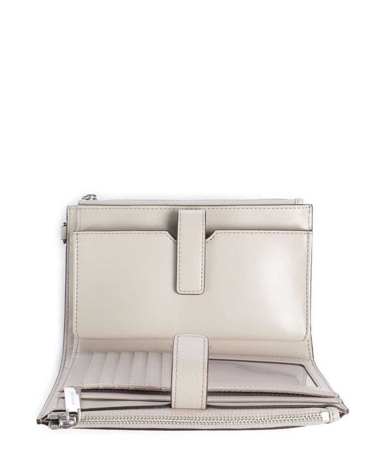 Michael Kors Jet Set Wallet light sand