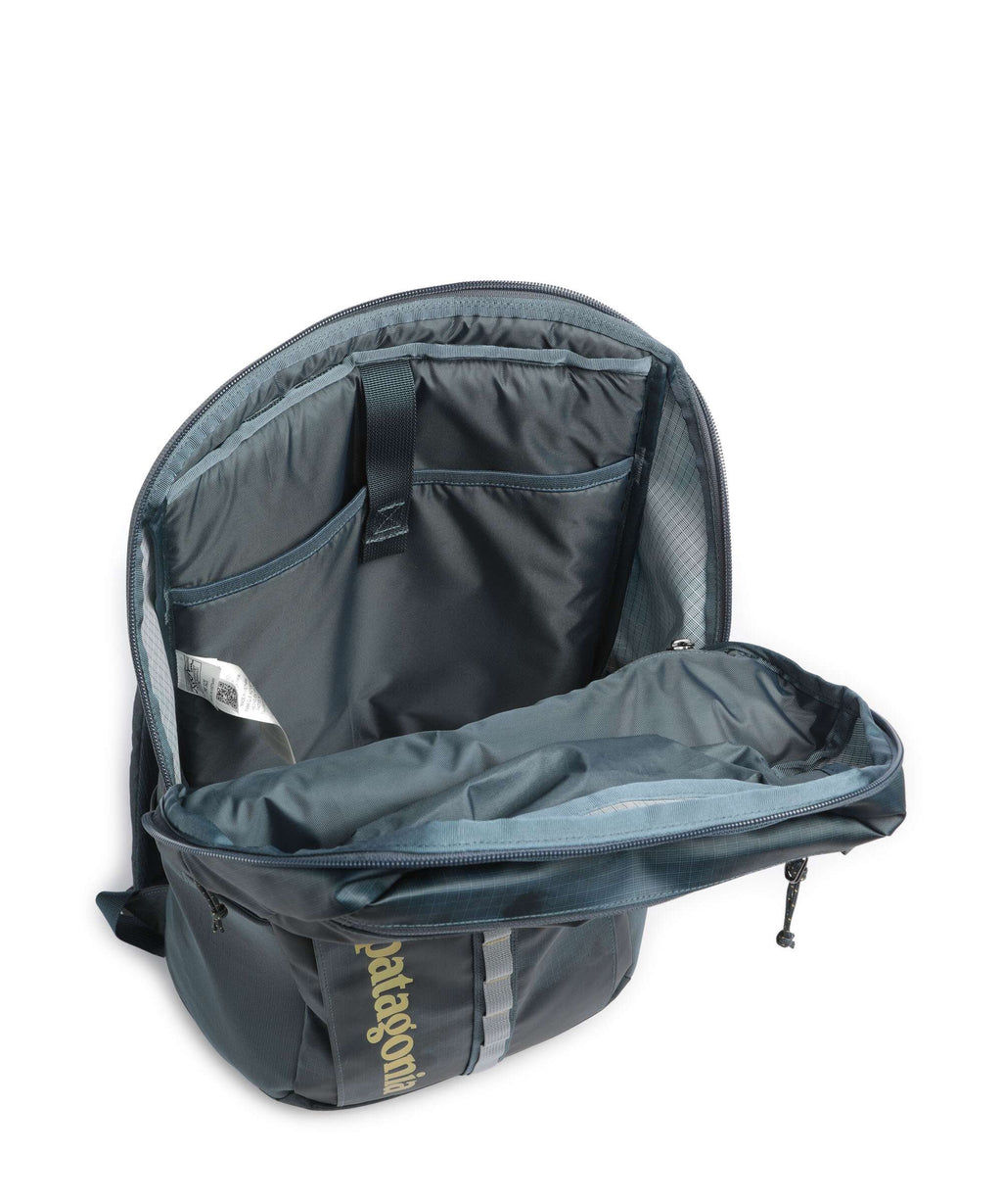 Patagonia Black Hole 25 Backpack 14″ recycled polyester sastrugi/summit blue