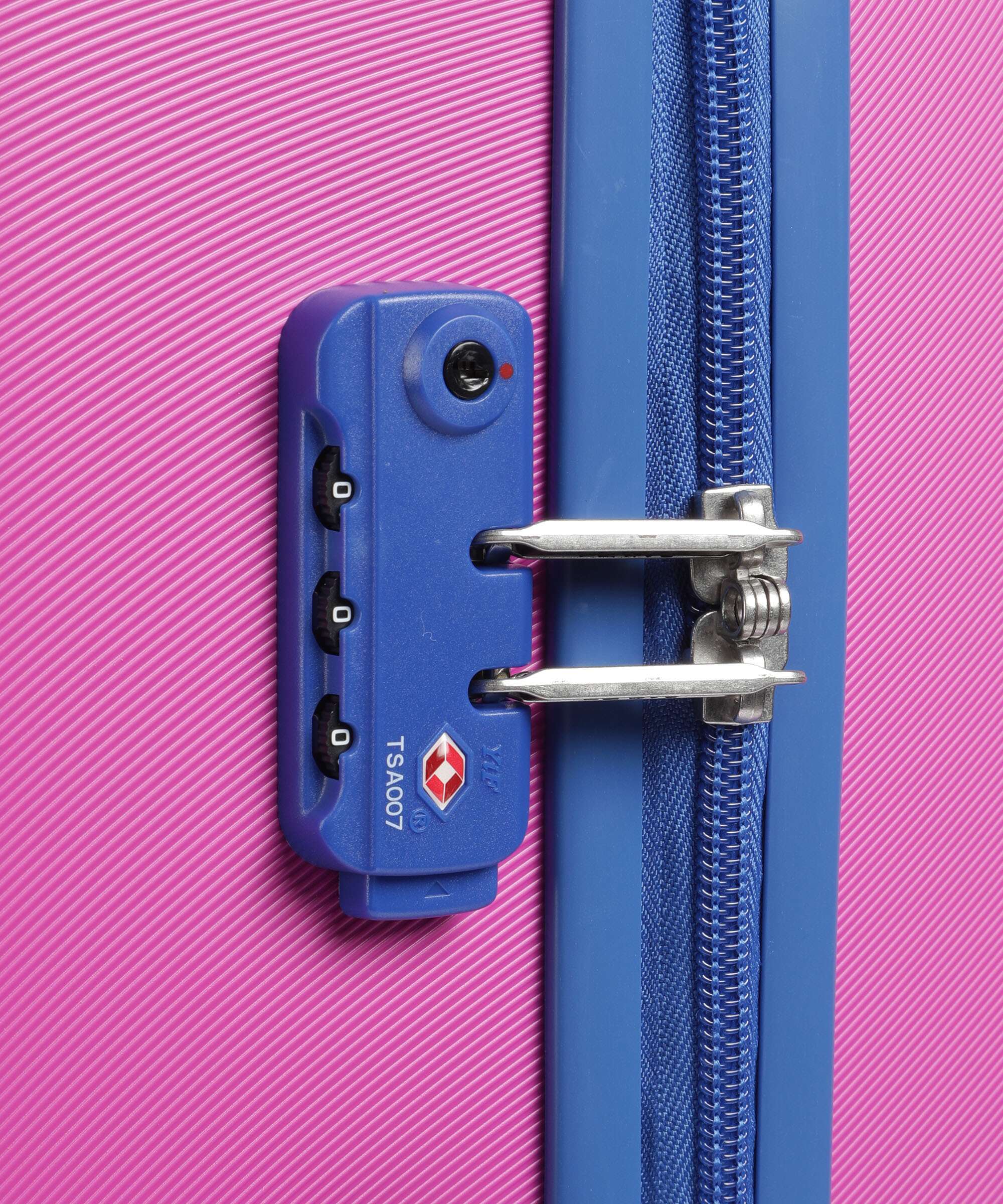 Delsey Paris x United Colors of Benetton Fabrica Spinner (4 wheels) purple