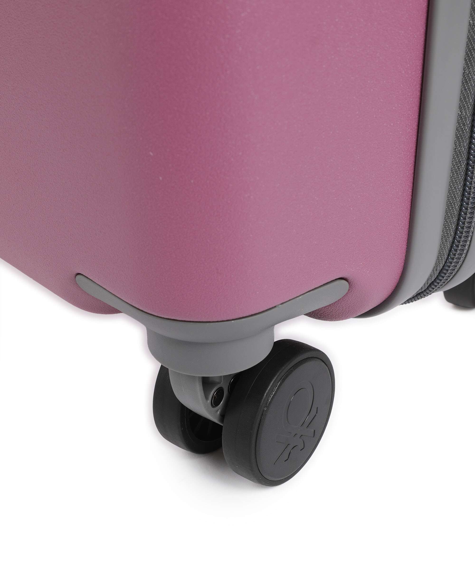 Delsey Paris x United Colors of Benetton UCB Hardside Spinner (4 wheels) pink