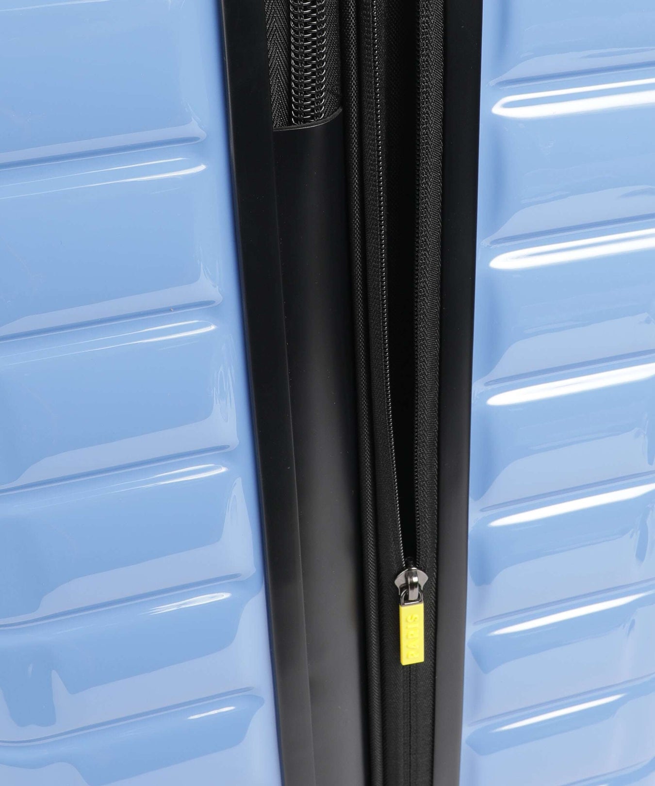 Delsey Paris Shadow 5.0 Spinner (4 wheels) marina