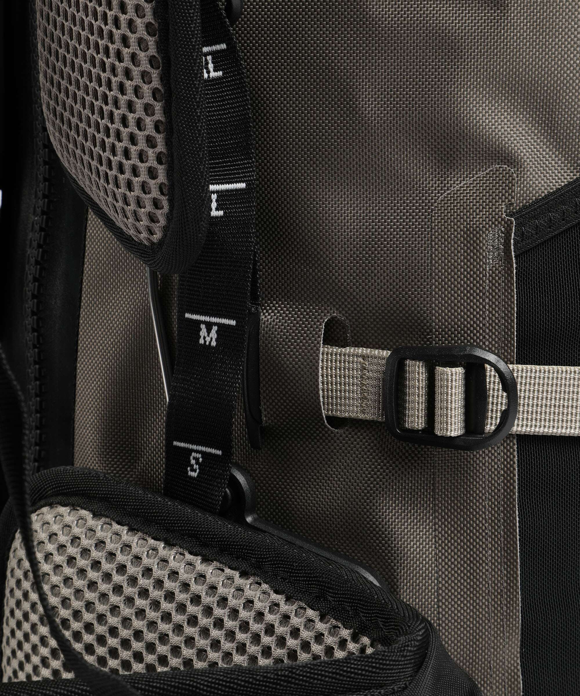 Ortlieb Atrack 35 Hiking backpack dark sand