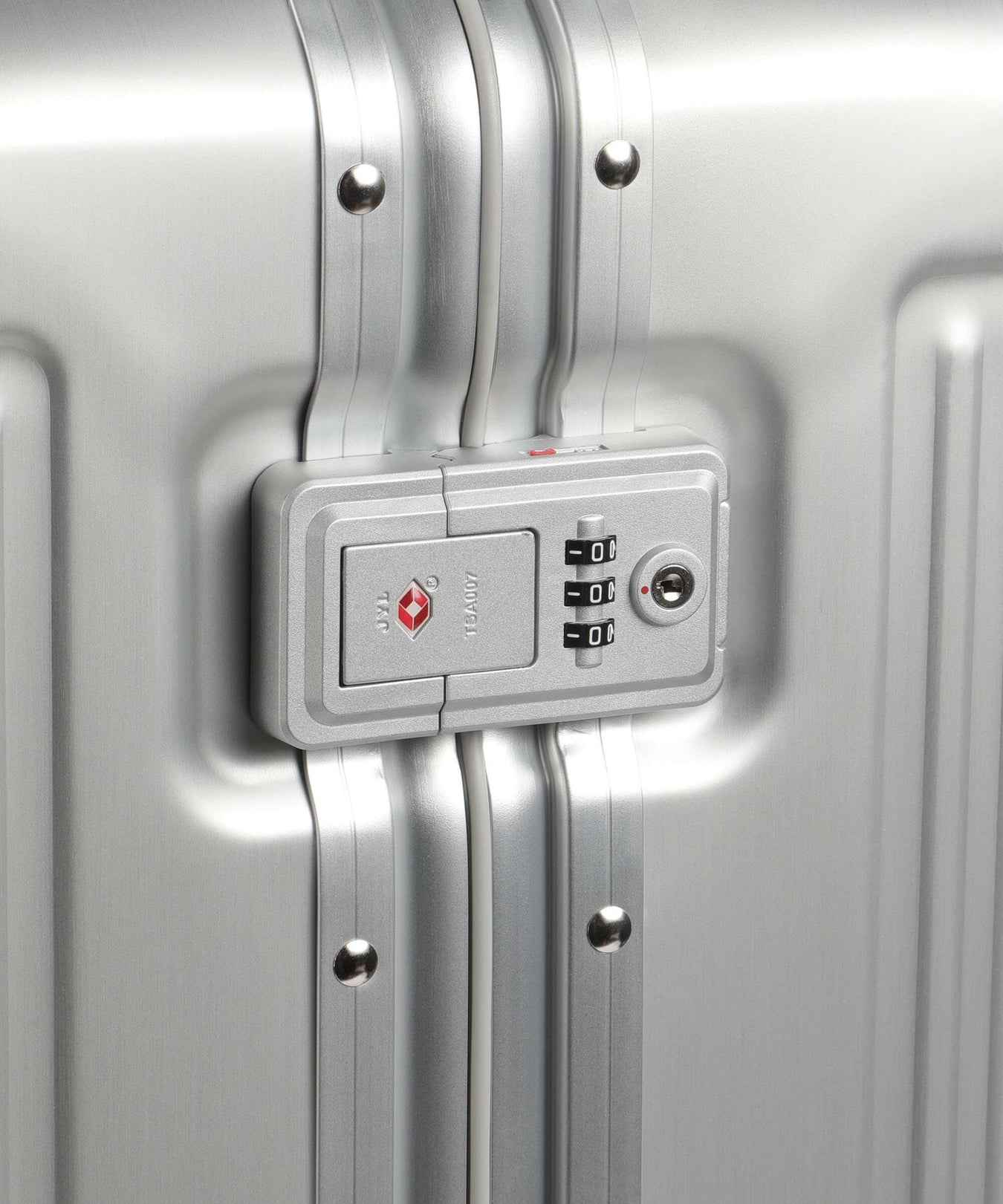 Travelite Next Spinner (4 wheels) silber