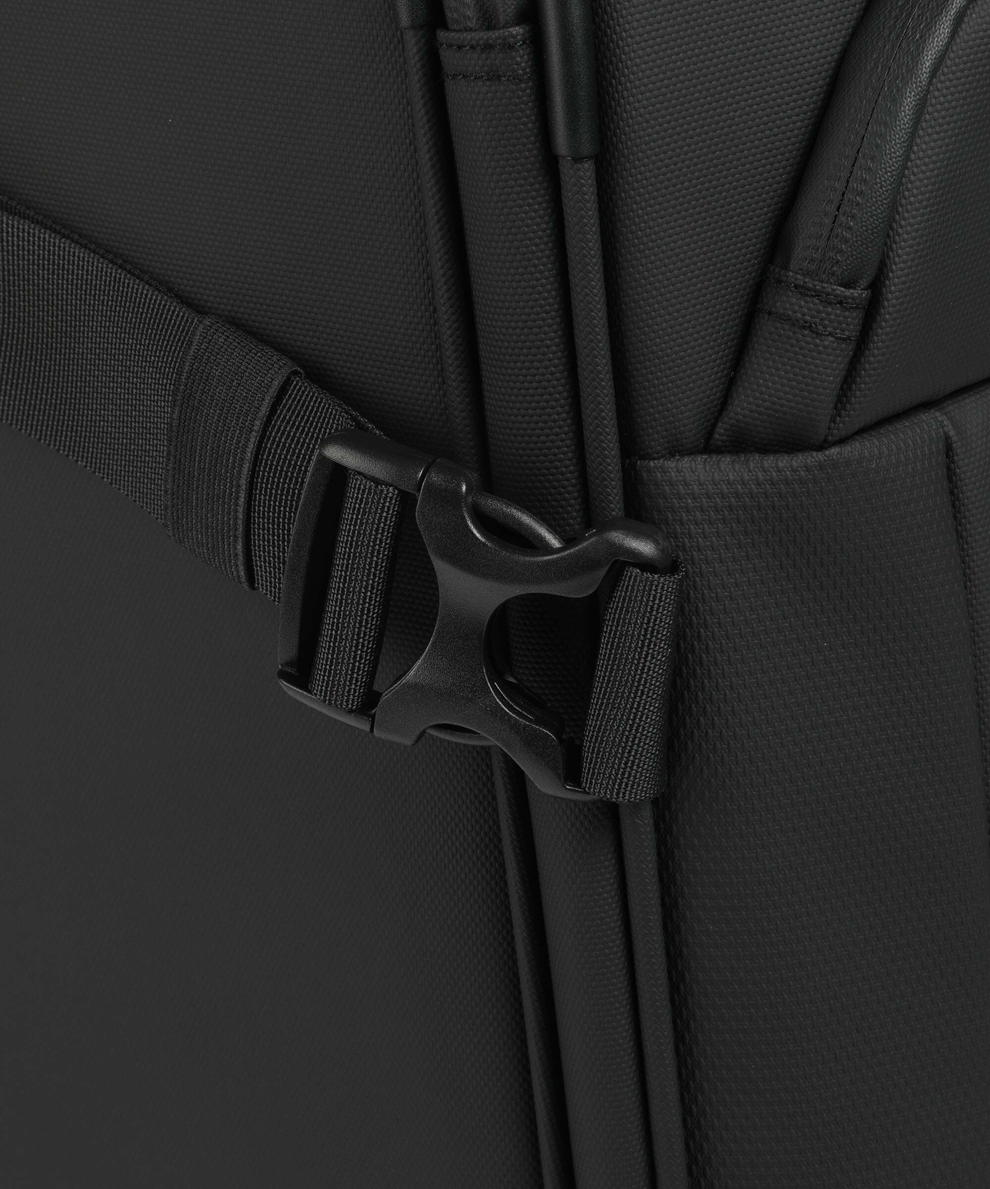 Travelite Briize Spinner (4 wheels) schwarz