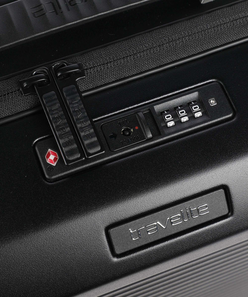 Travelite Millenium Spinner (4 wheels) black