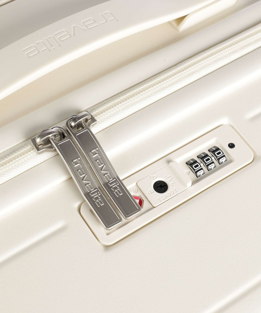 Travelite Panello Spinner (4 wheels) ivory