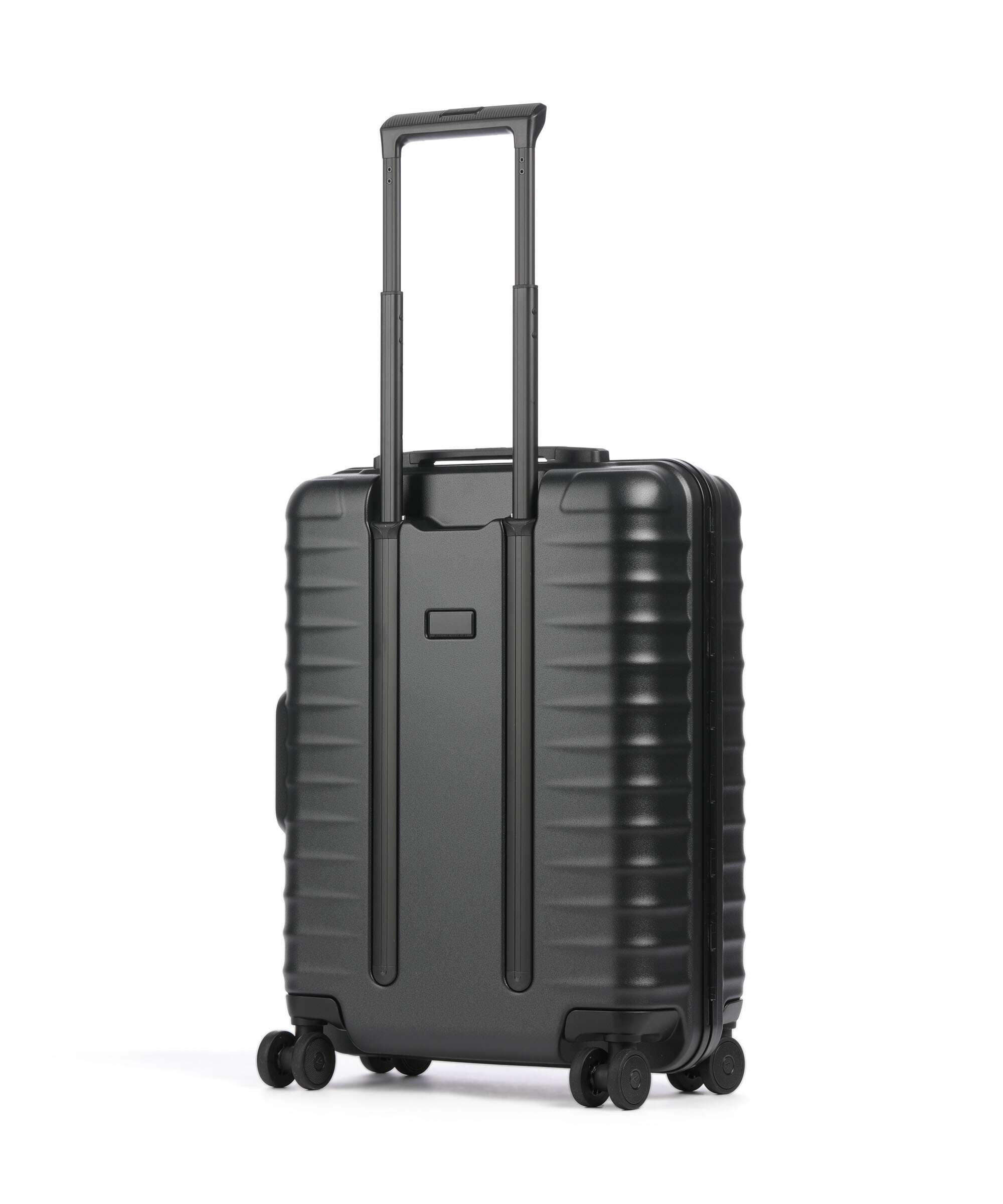 Titan Overseas Spinner (4 wheels) nightshade black