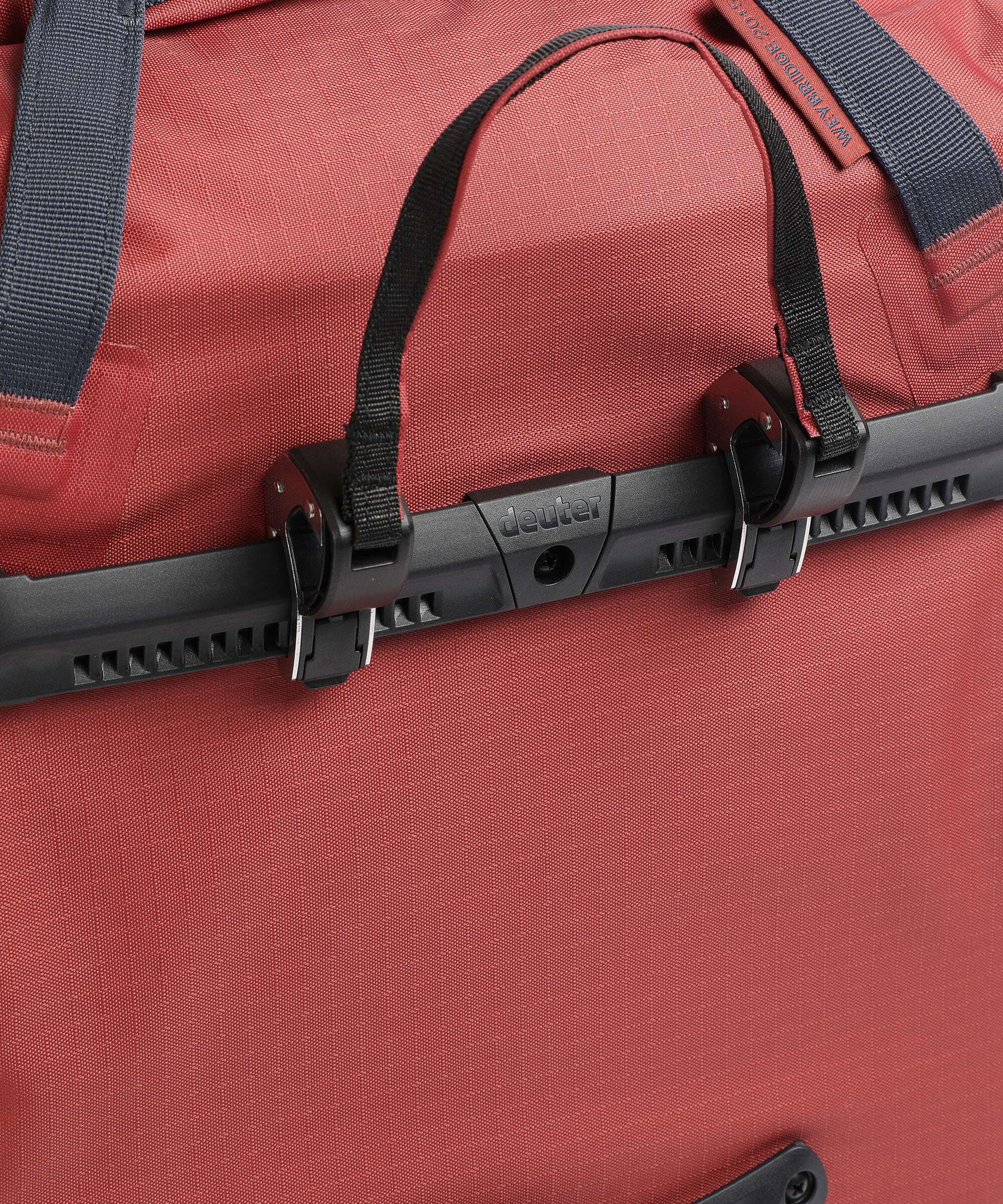 Deuter Weybridge 20+5 Bike pannier redwood