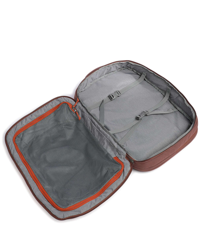 deuter aviant carry on 28 litre backpack Deuter Aviant Carry On 28 Backpack 15″ recycled polyamide chestnut/umbra