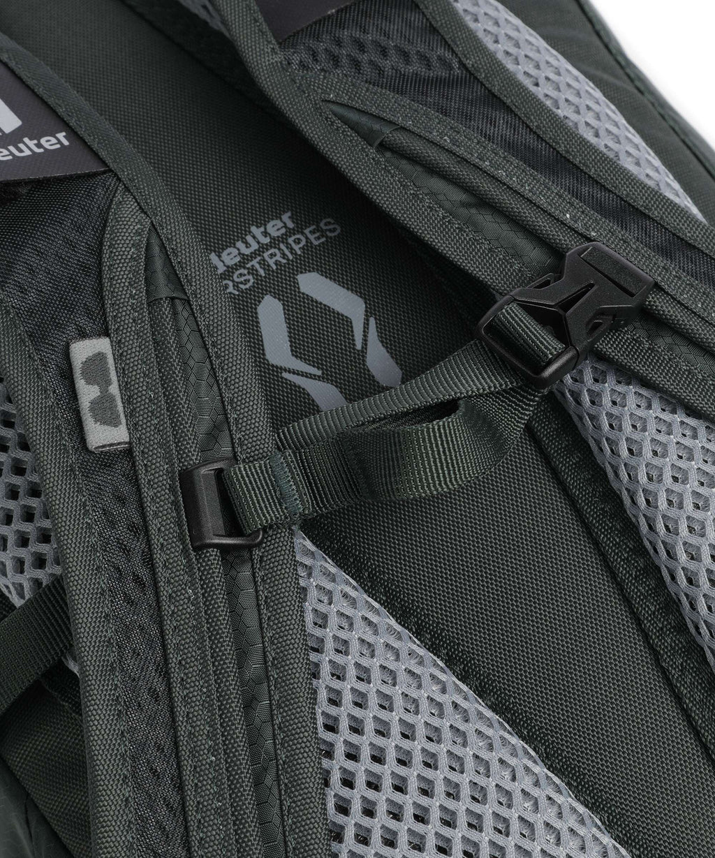 Deuter Race 16 Backpack sprout ivy