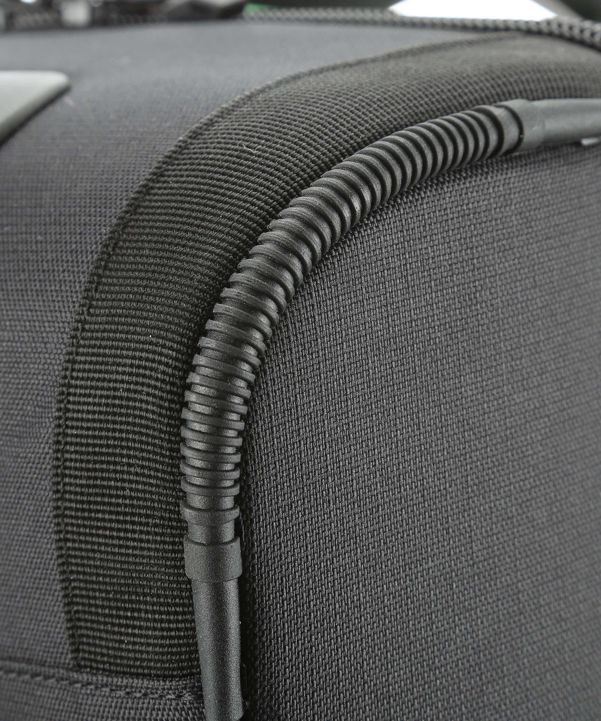 Vaude Rotuma 65 Travel bag with wheels apple green