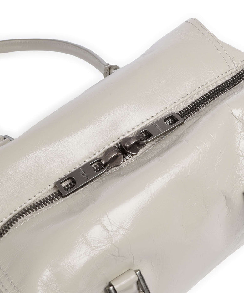 Liebeskind Kayla Lack Distressed S Shoulder bag milk