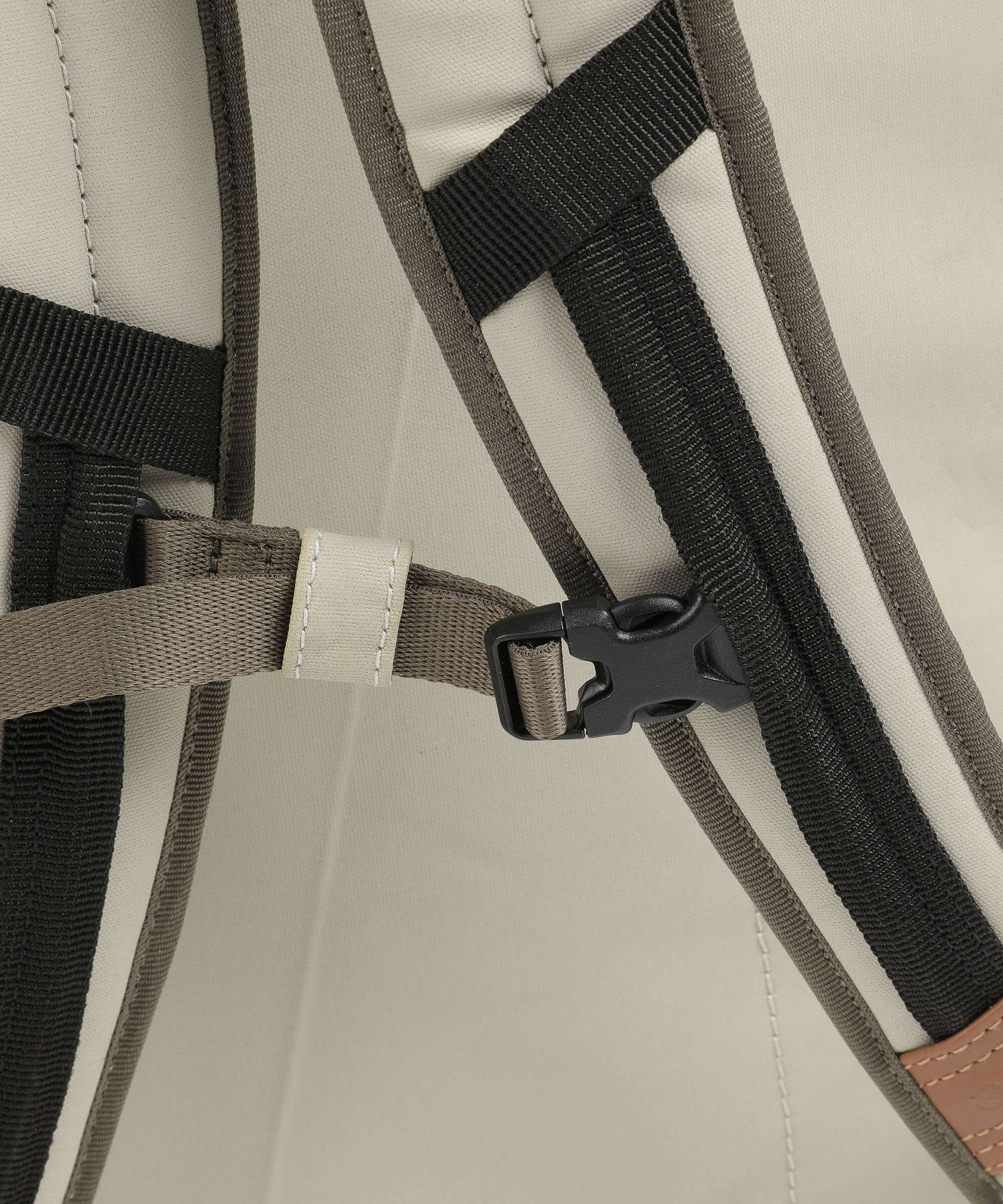 Aunts & Uncles Japan Matsuyama Rolltop backpack dust