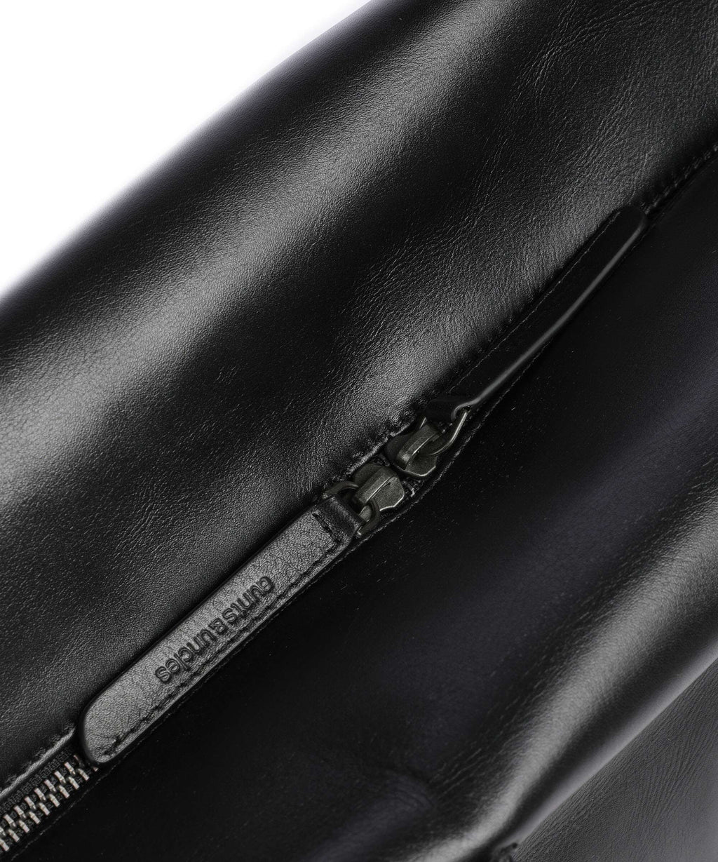 Aunts & Uncles Jamie's Orchard Olive Shoulder bag jet black