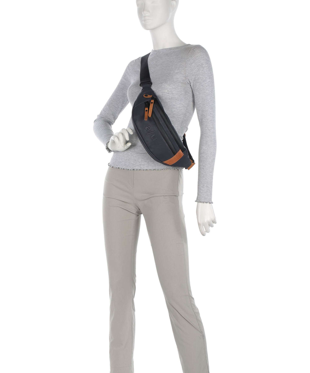 Aunts & Uncles Japan Ichikawa Fanny pack night blue