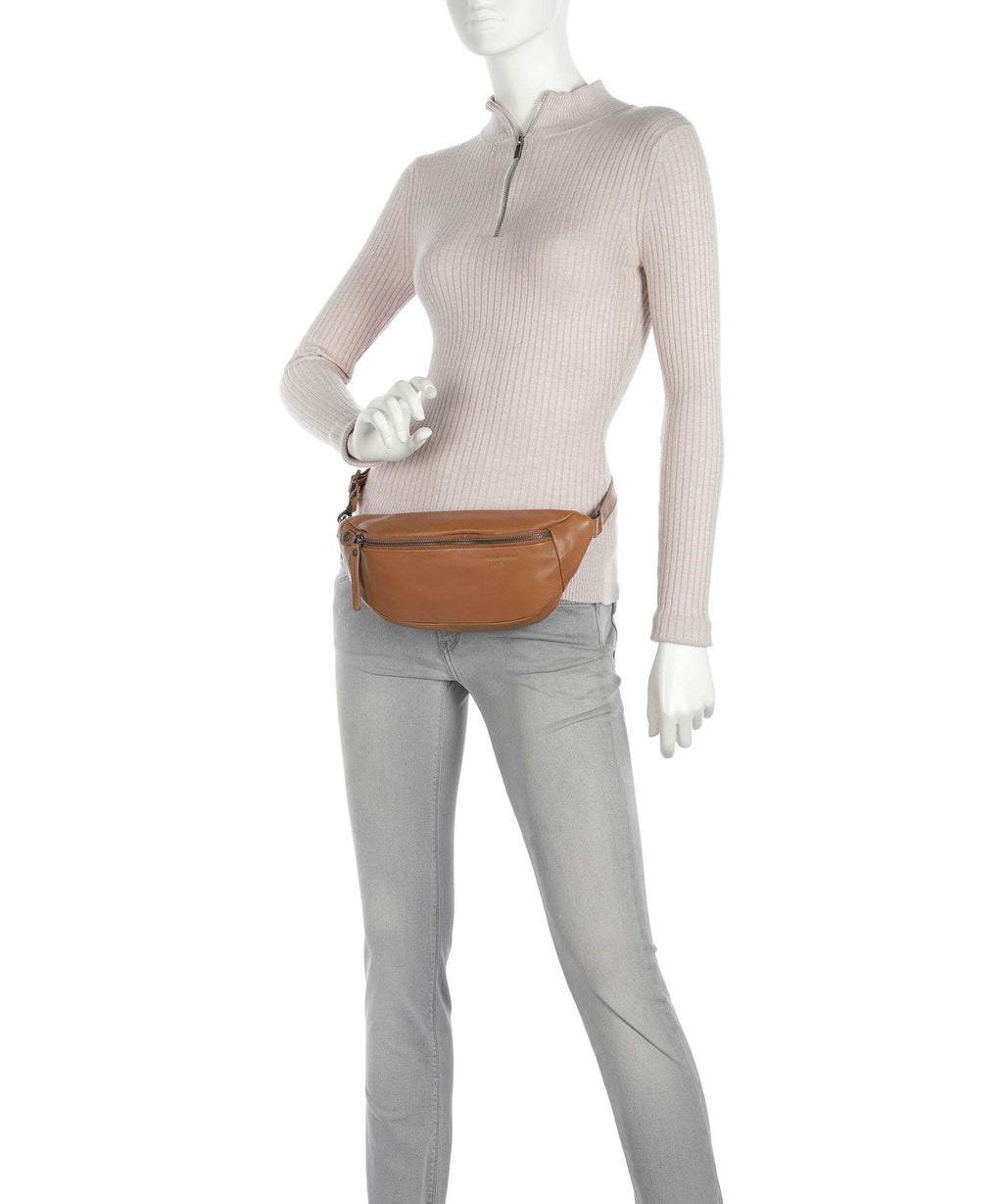 Aunts & Uncles Jamie's Orchard Bilberry Belt bag cognac