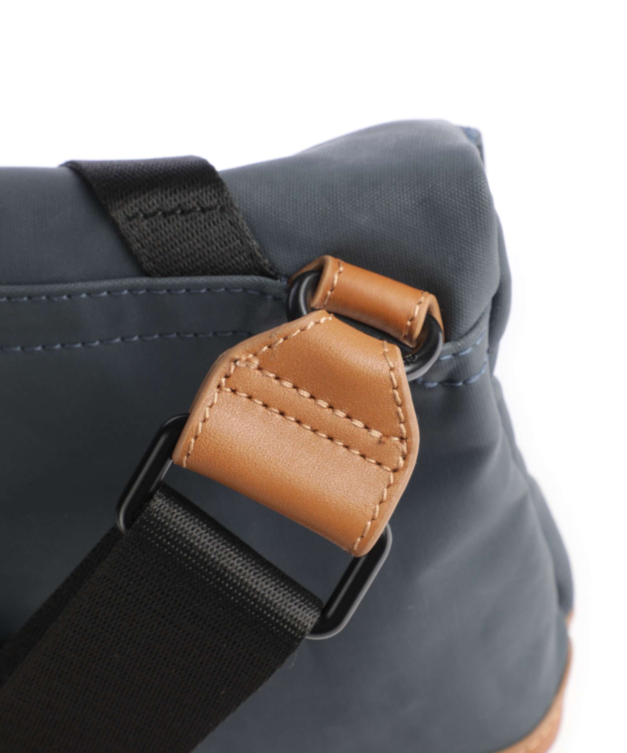 Aunts & Uncles Japan Tsu Crossbody bag cosmic voi