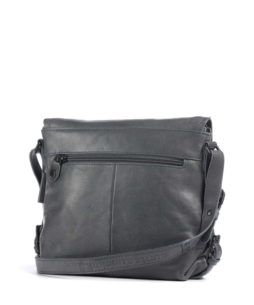 Aunts & Uncles Grandma's Luxury Club Mrs. Puff Pie Crossbody bag wind