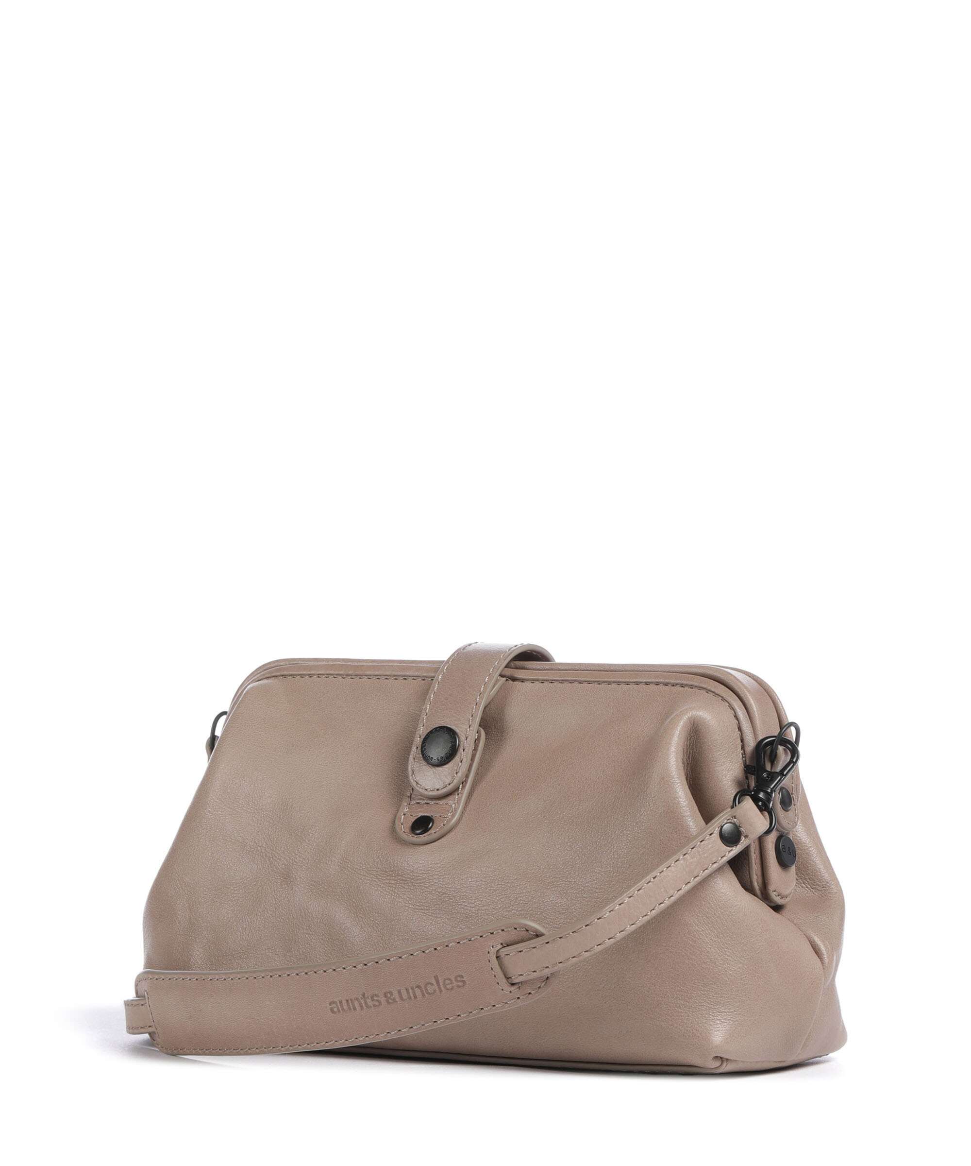 Aunts & Uncles Grandma's Luxury Club Mrs. Eclair Crossbody bag vintage khaki