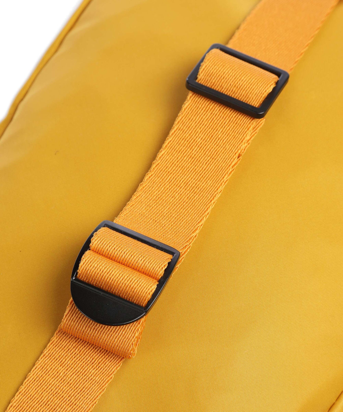 Horizn Studios Aoyama Crossbody bag bright amber