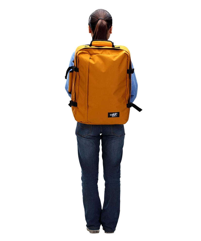 Cabin Zero Classic 44 Travel backpack orange chill