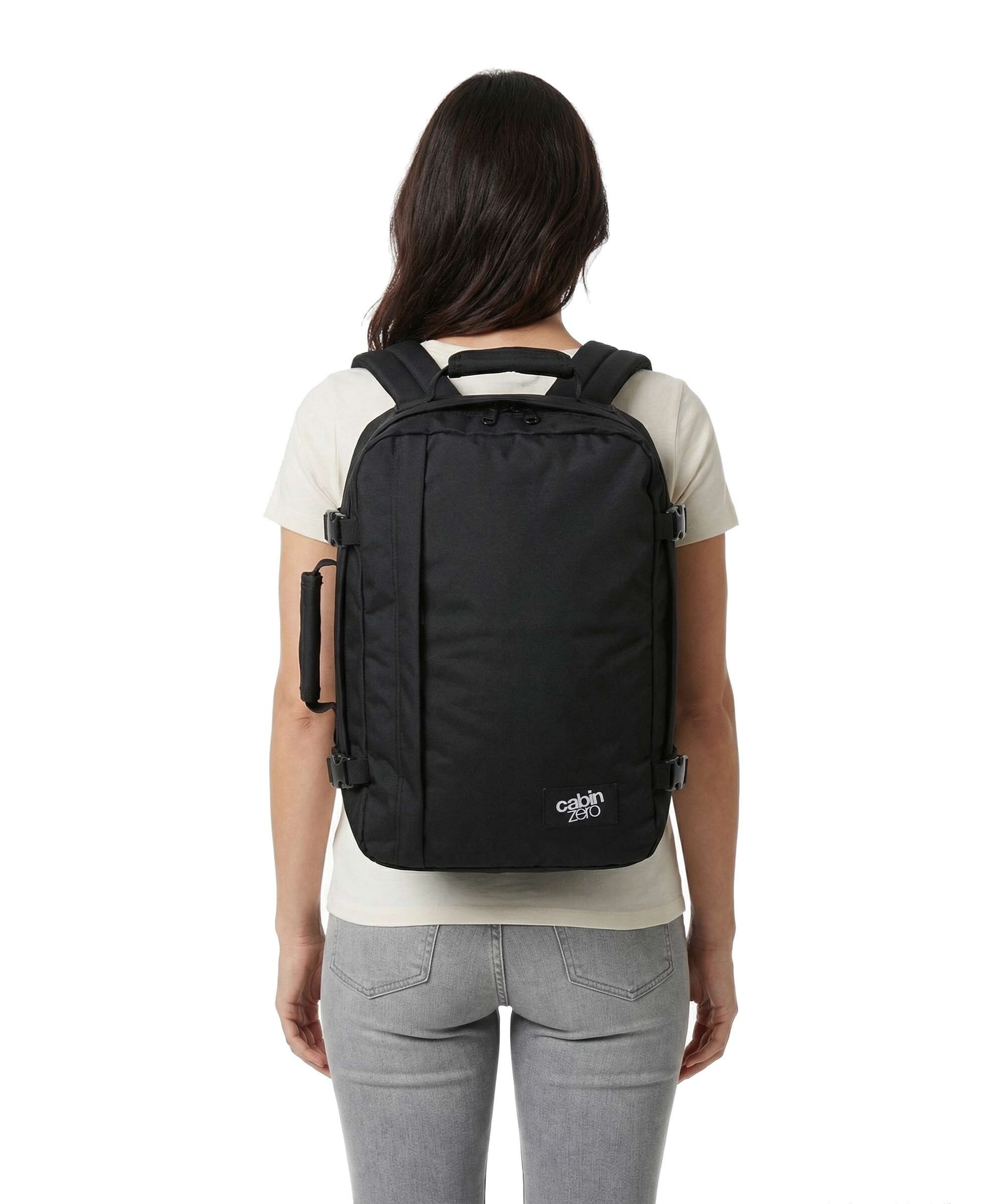 Cabin Zero Classic 36 Travel backpack polyester absolute black