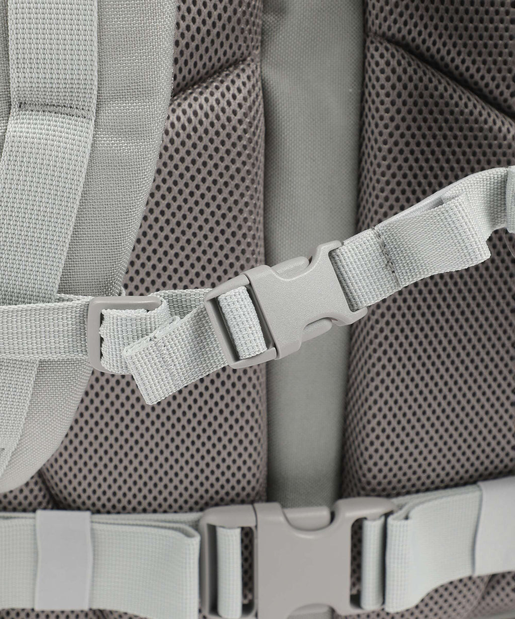 Cabin Zero Military 44 Travel backpack frosty morning