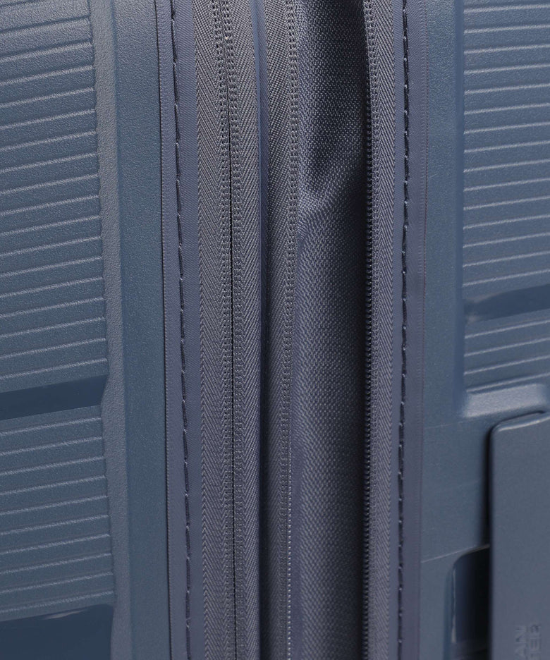 American Tourister Starvibe Spinner (4 wheels) navy