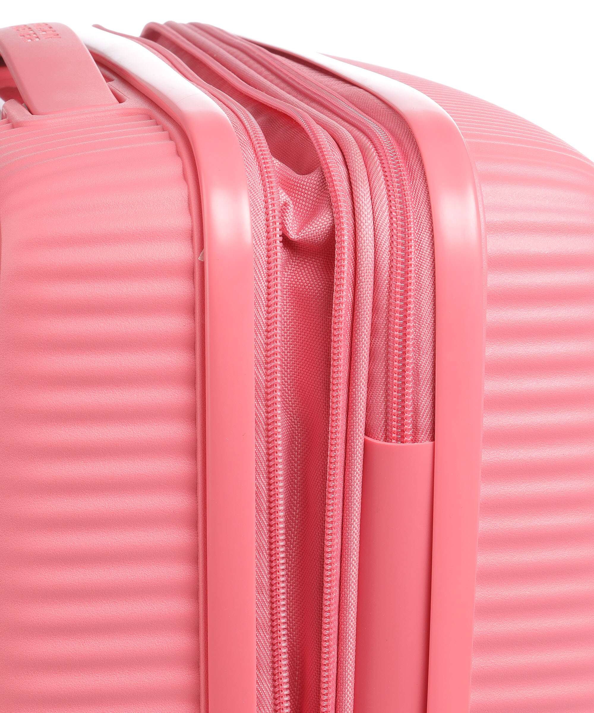American Tourister Soundbox Spinner (4 wheels) sun kissed coral