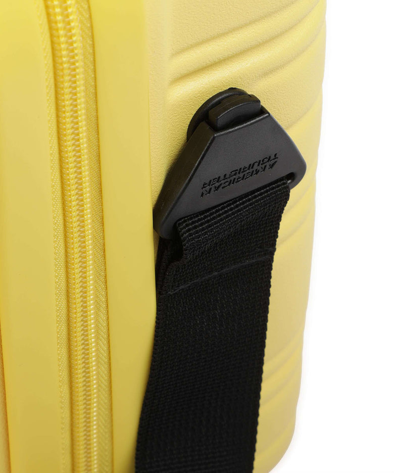 American Tourister High Turn Beauty case matt yellow