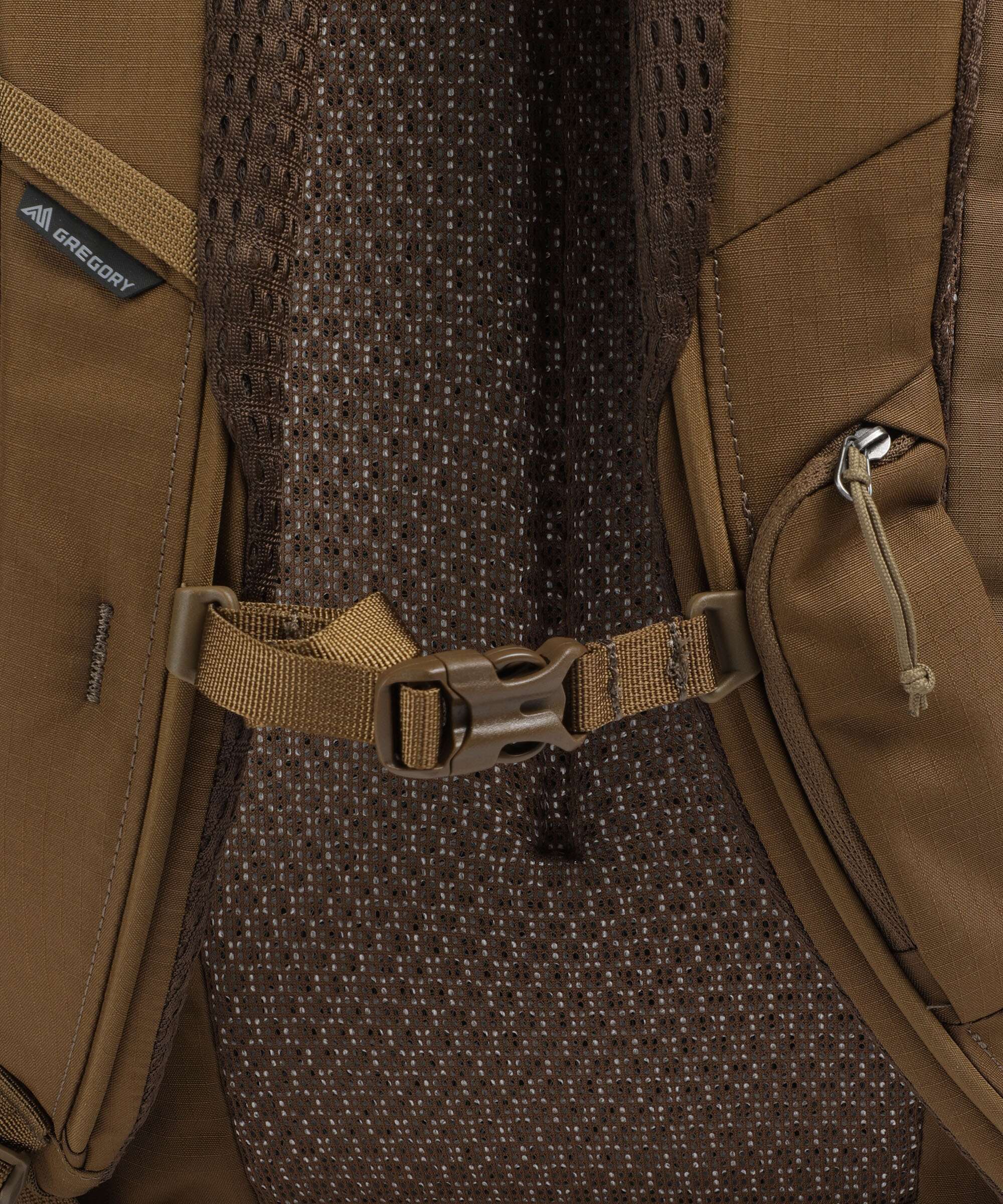 Gregory Rhune 28 Backpack coyote brown