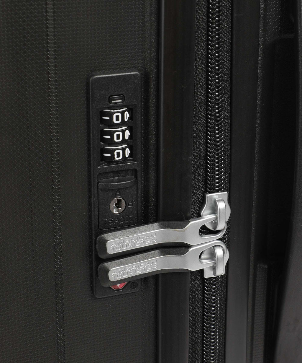 American Tourister Rejoy Spinner (4 wheels) true black