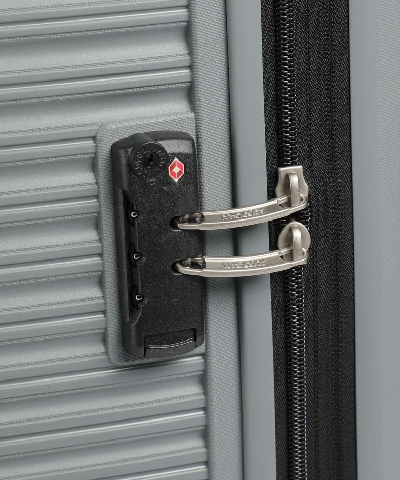 American Tourister Liftoff Suitcase set (4 wheels) charcoal grey