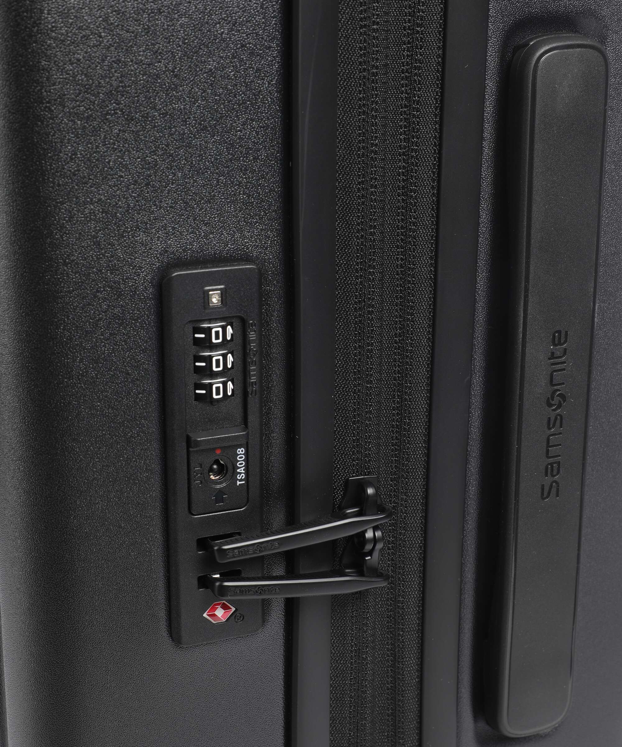 Samsonite Fyrm Spinner (4 wheels) graphite