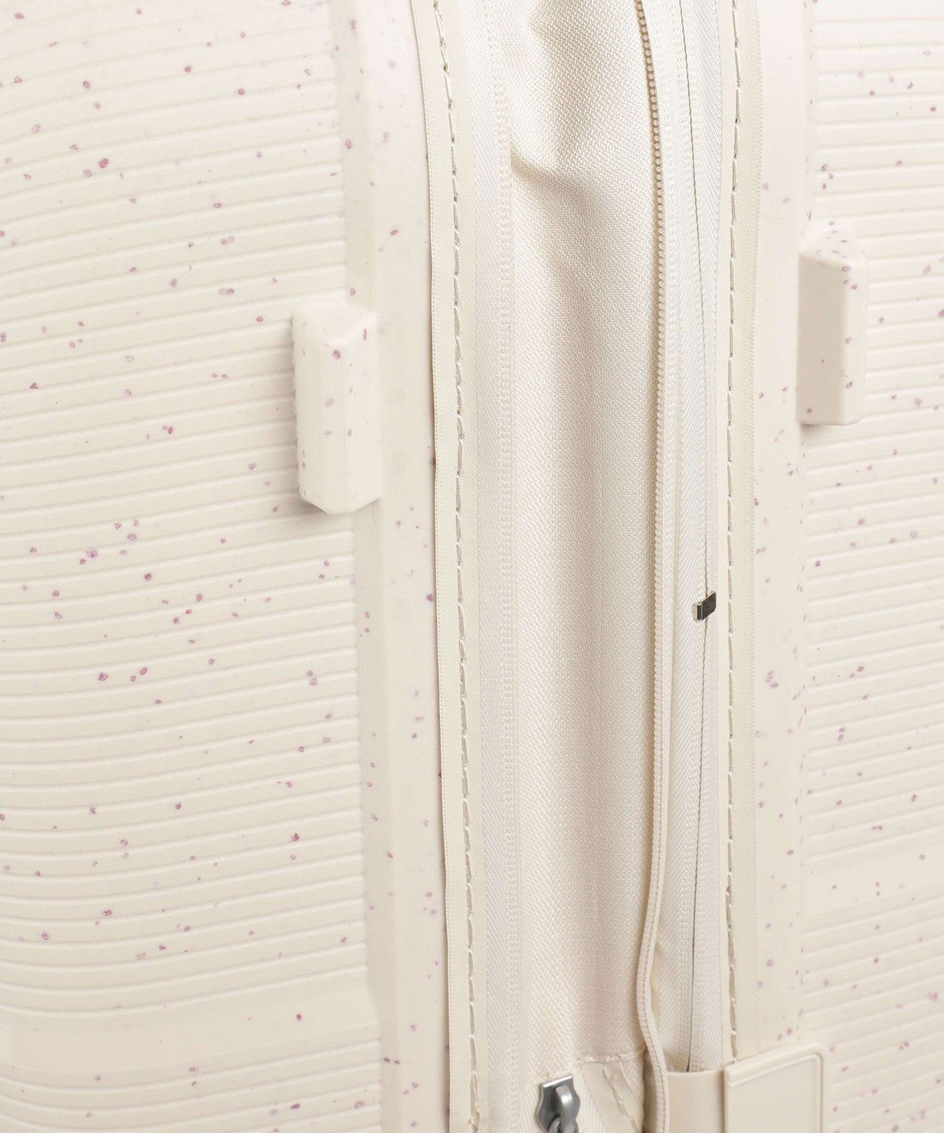 American Tourister Starvibe Spinner (4 wheels) cream speckles