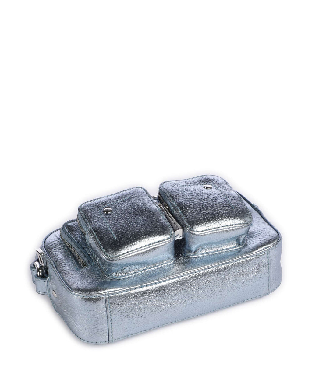 Núnoo Metallic Helena Crossbody bag light blue