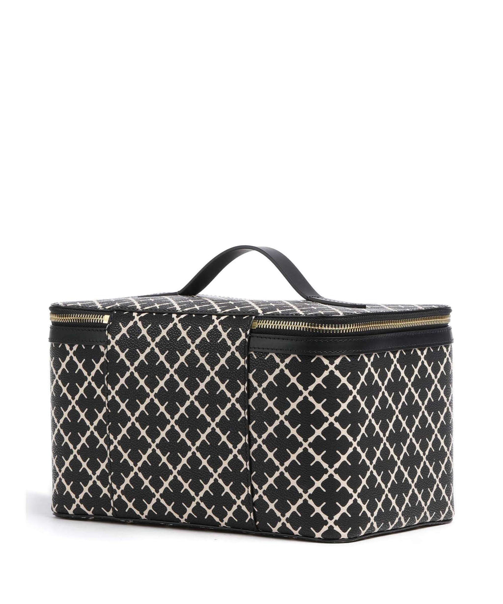 by Malene Birger Bae Beauty Toiletry bag black