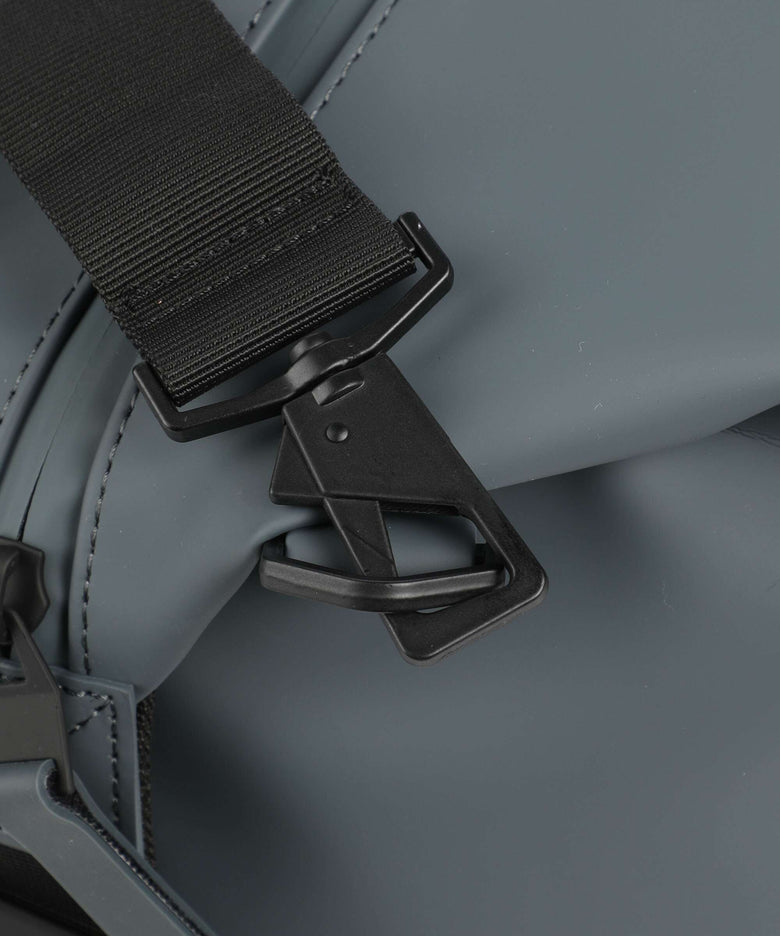 Rains Hilo Weekend bag lagoon