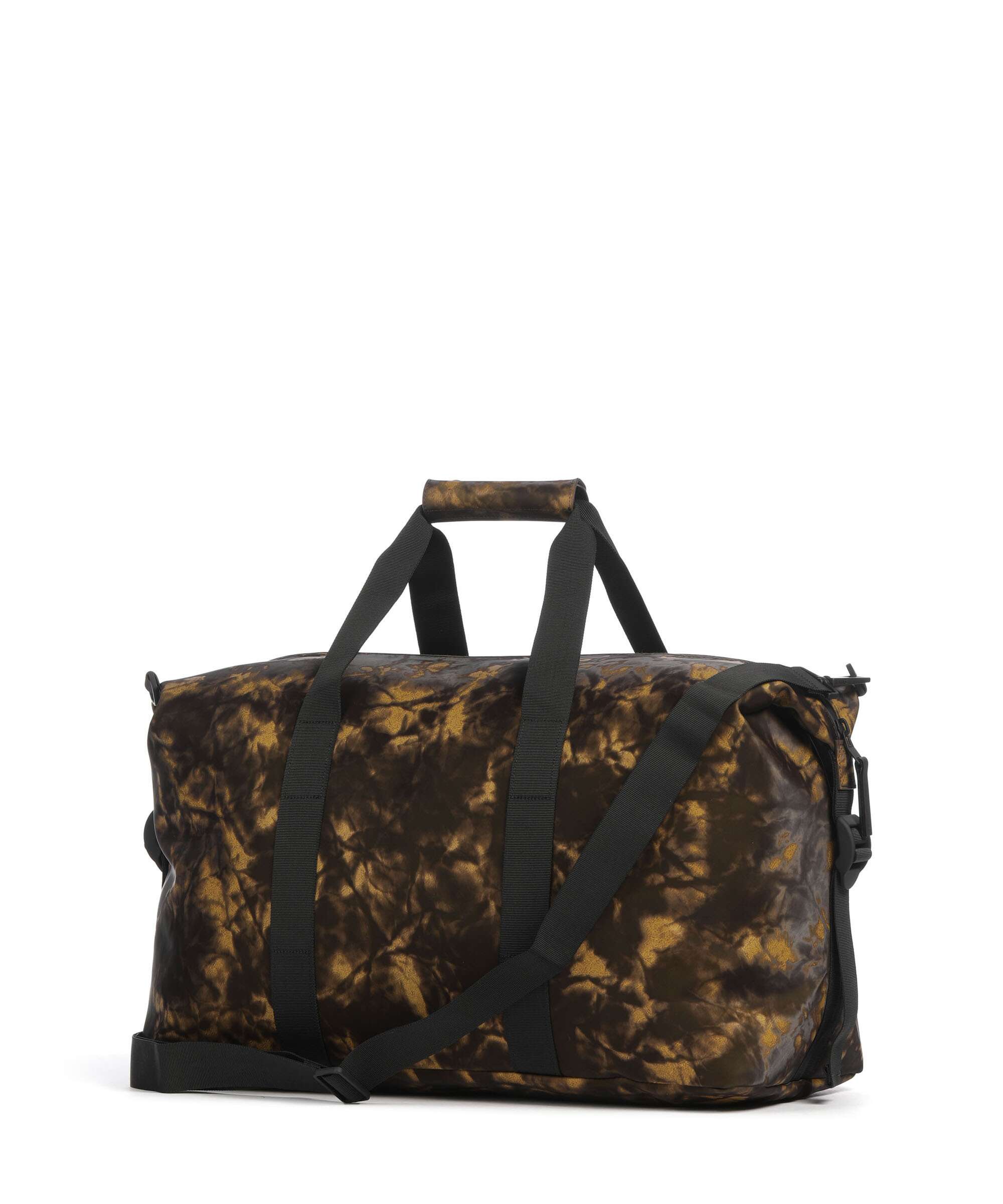 Rains Hilo Weekend bag muddy