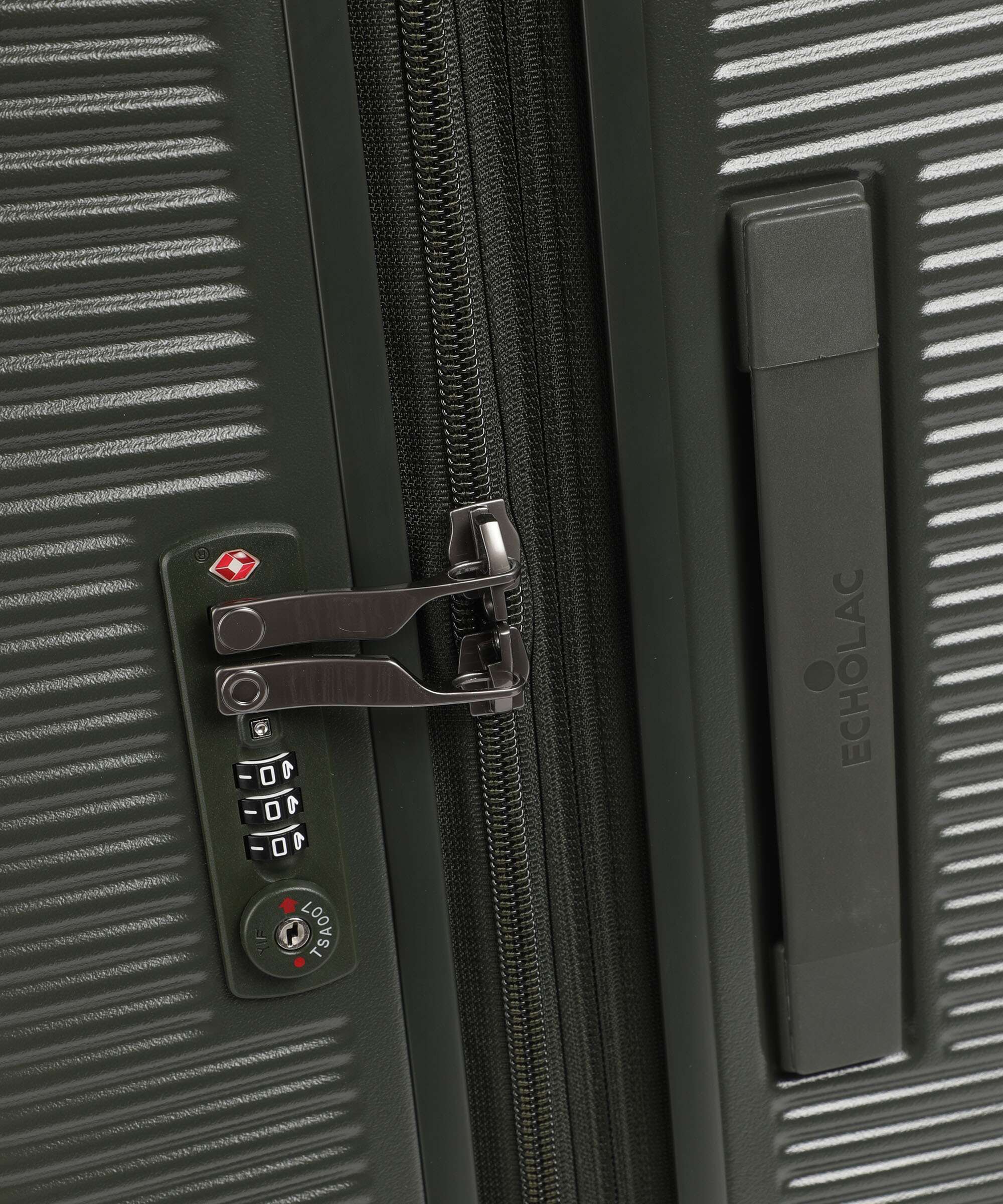 Echolac Ultima L Spinner (4 wheels) deep olive