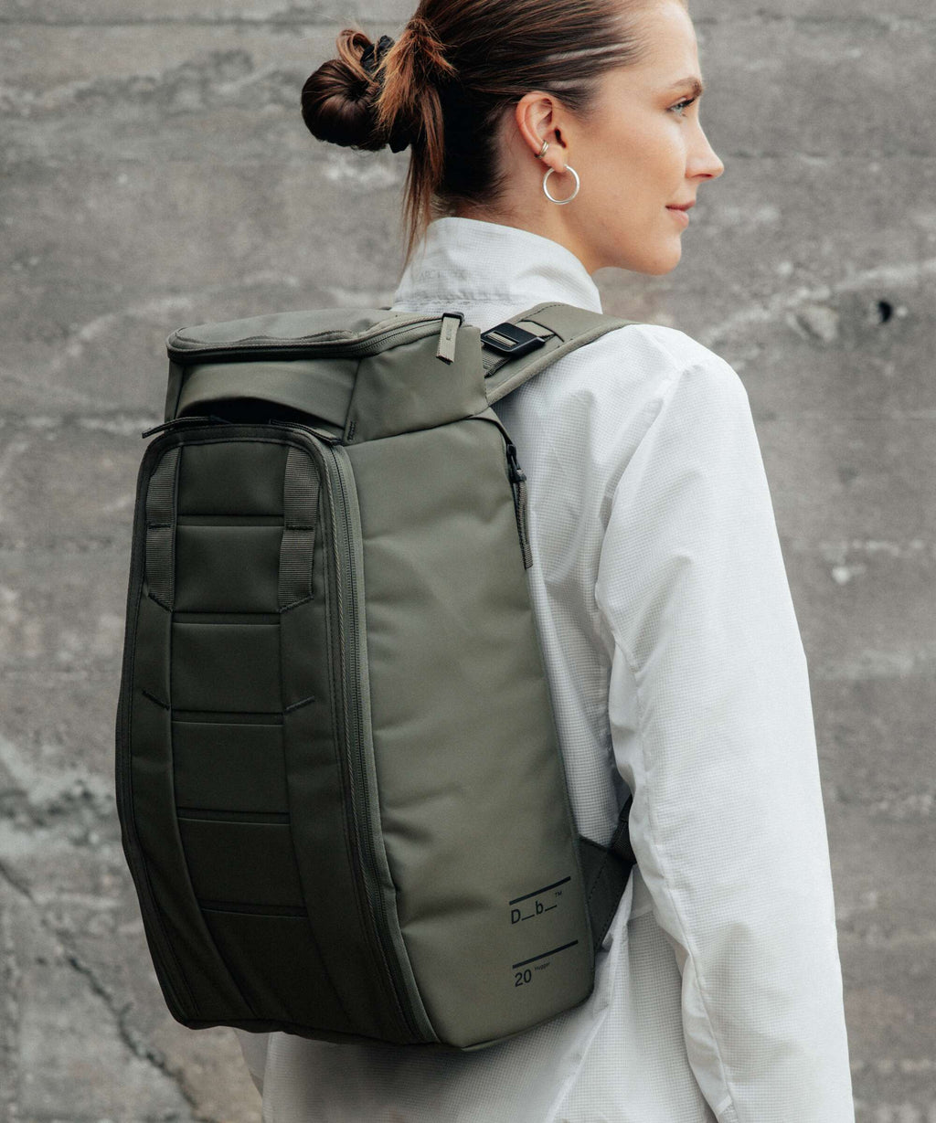 Db Hugger 20 Backpack black out
