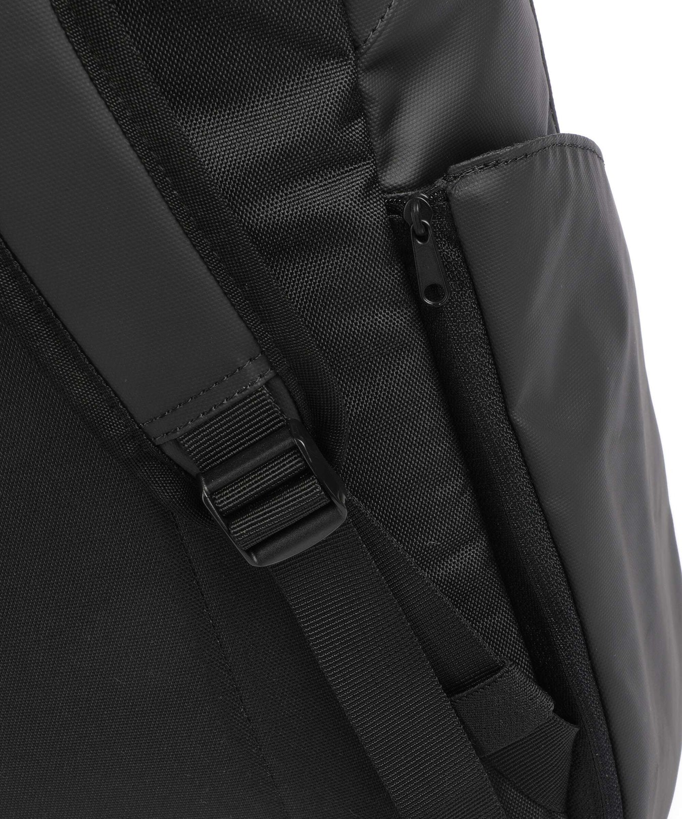 Db Skate 20L Backpack black out