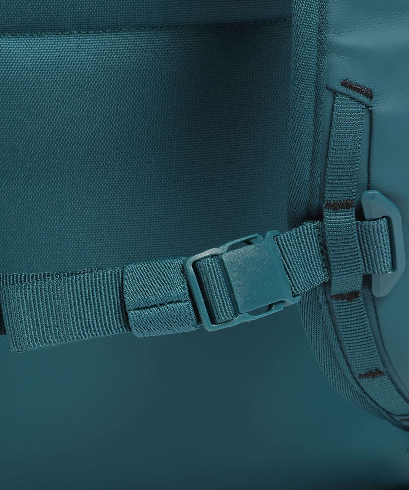 Db Roamer 25 Travel backpack midnight teal