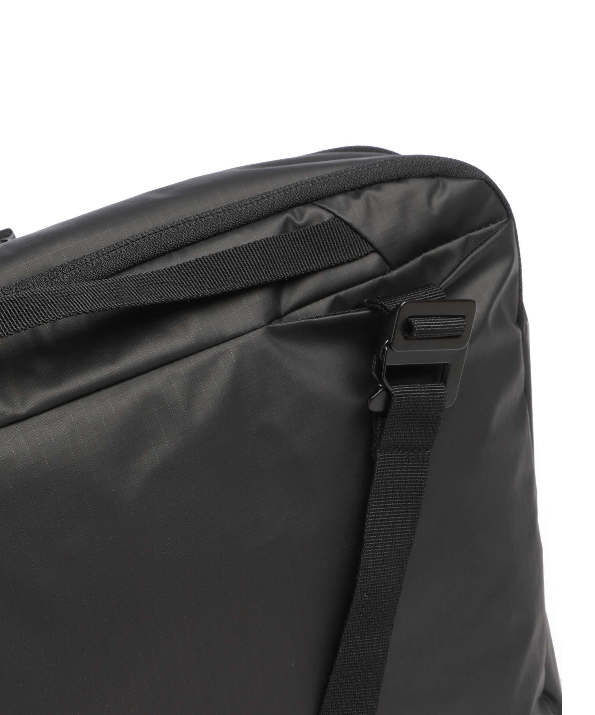 Db Ramverk 16 Laptop bag black out