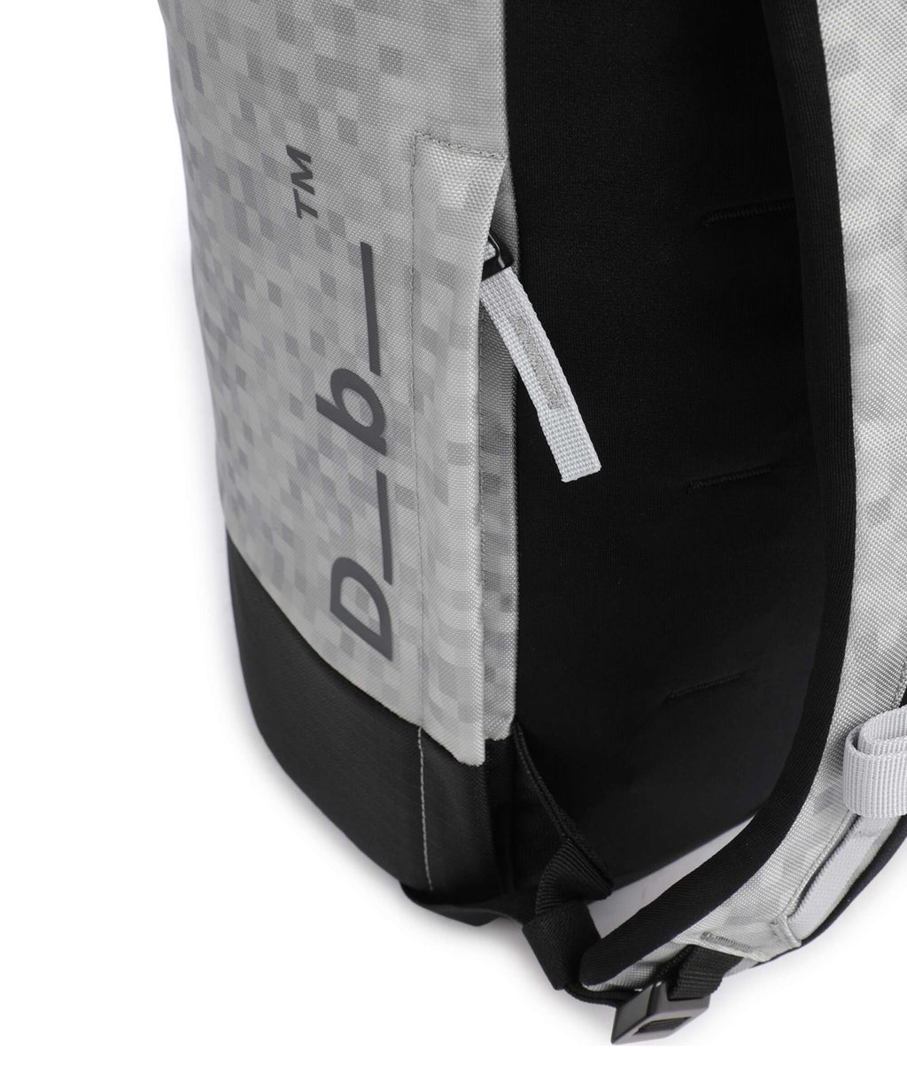Db Roamer Pro 30 Travel backpack white noise