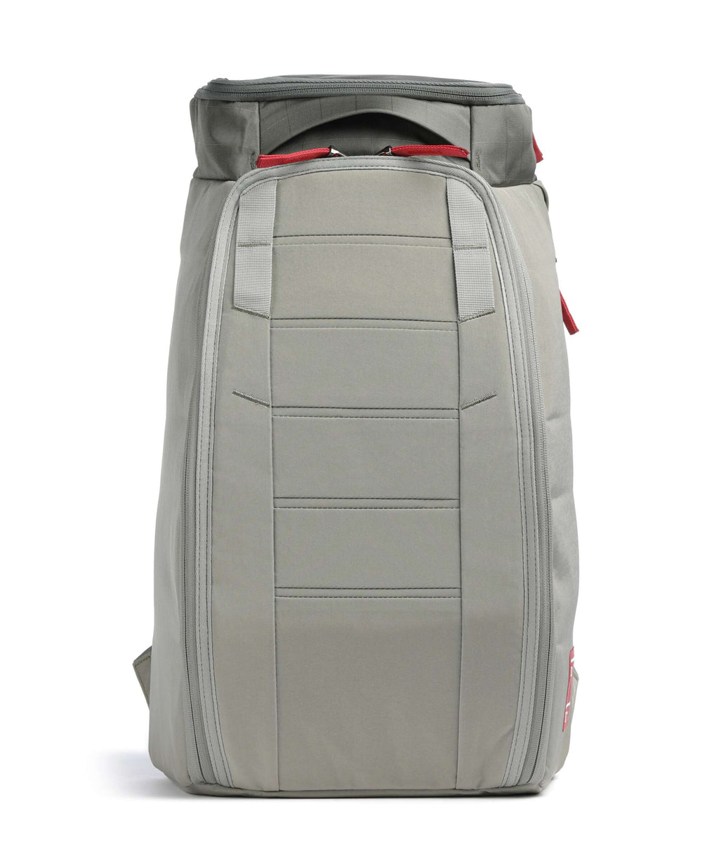 Db Hugger 25 Backpack basil green